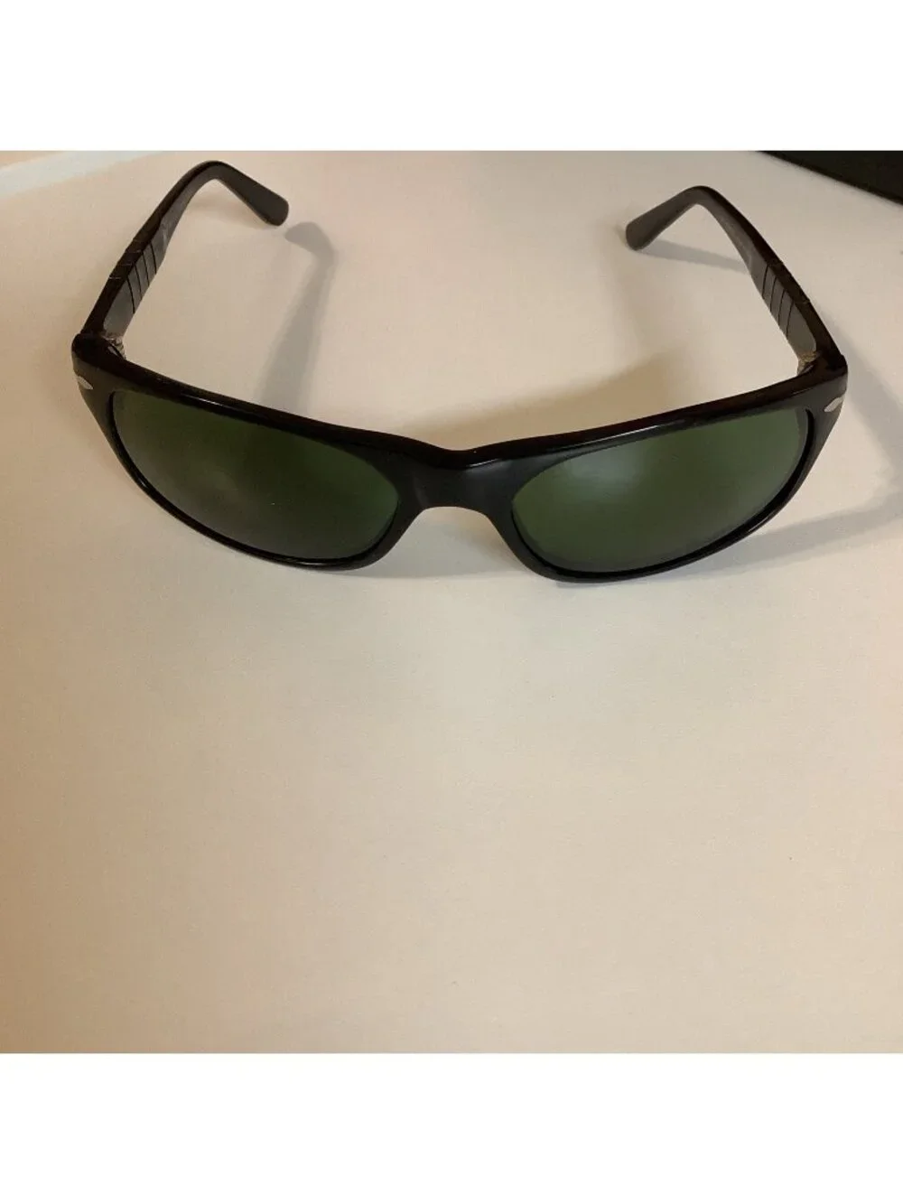 Persol 2604-S Vintage Sunglasses Oval Wrapped 57-18 Black Gloss/ Green Lens,Used